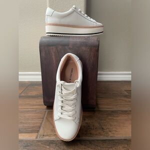 Chelsea & Violet Leather shoes